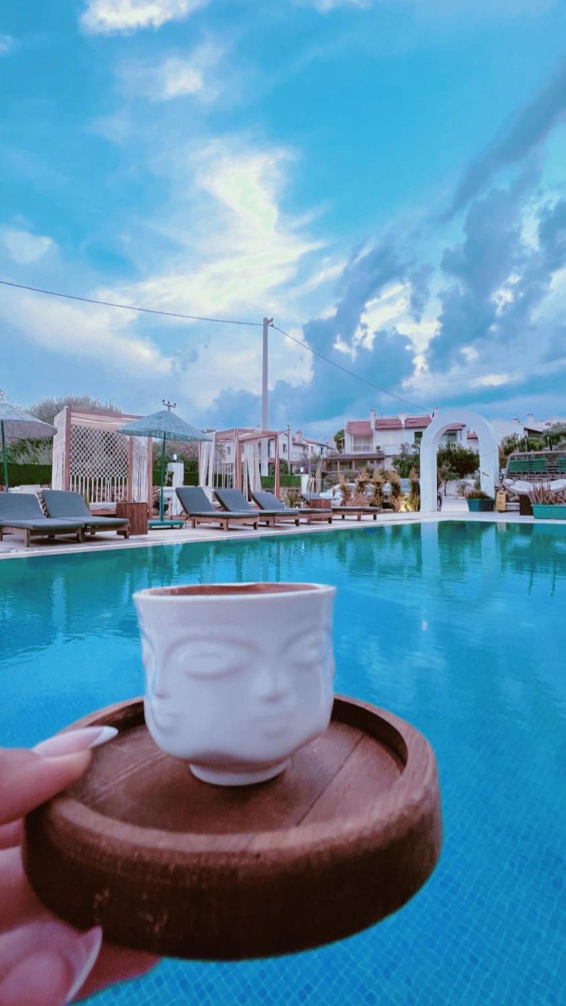 Belong Butik Otel Çeşme Exteriör bild